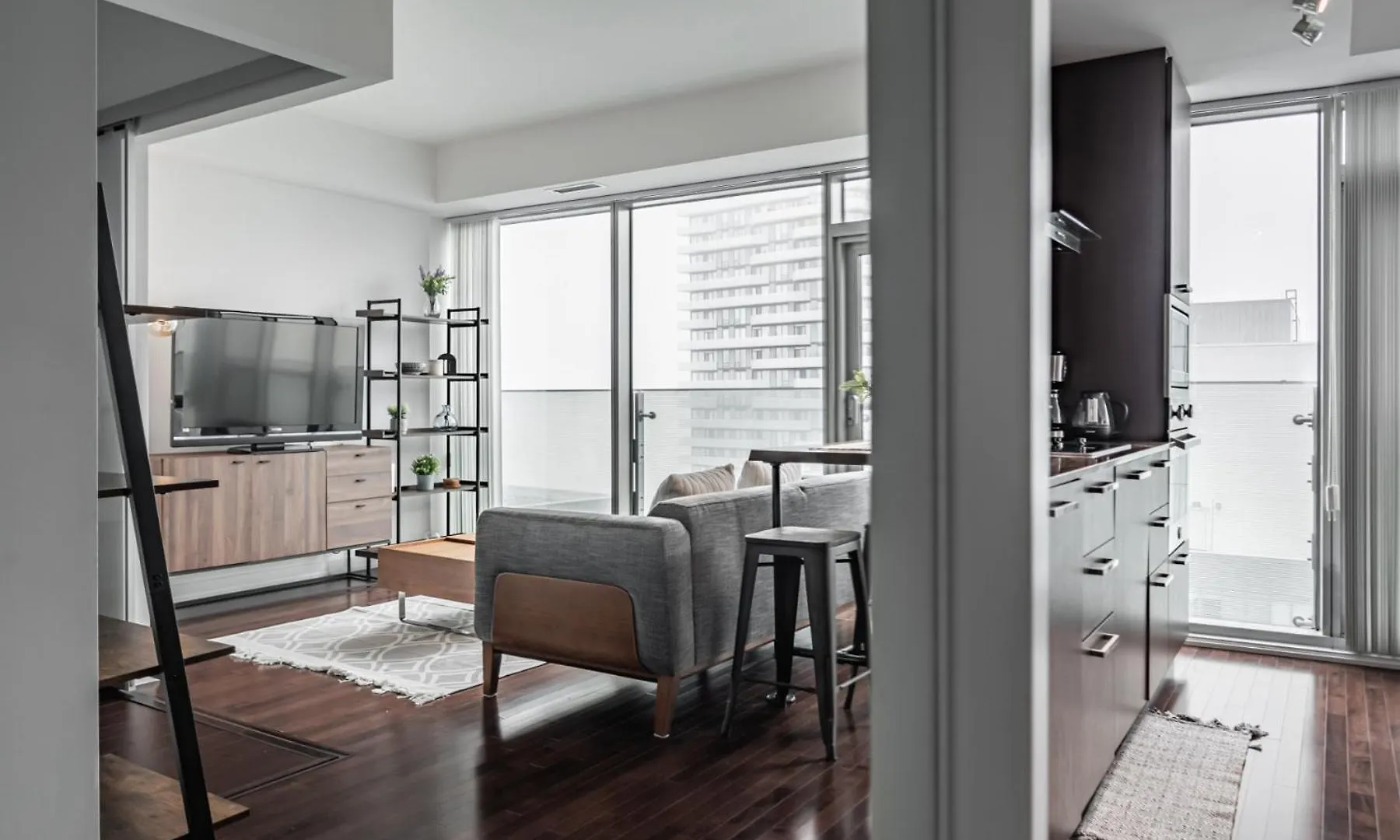 Apartment Downtown Suites 1 Toronto Canada