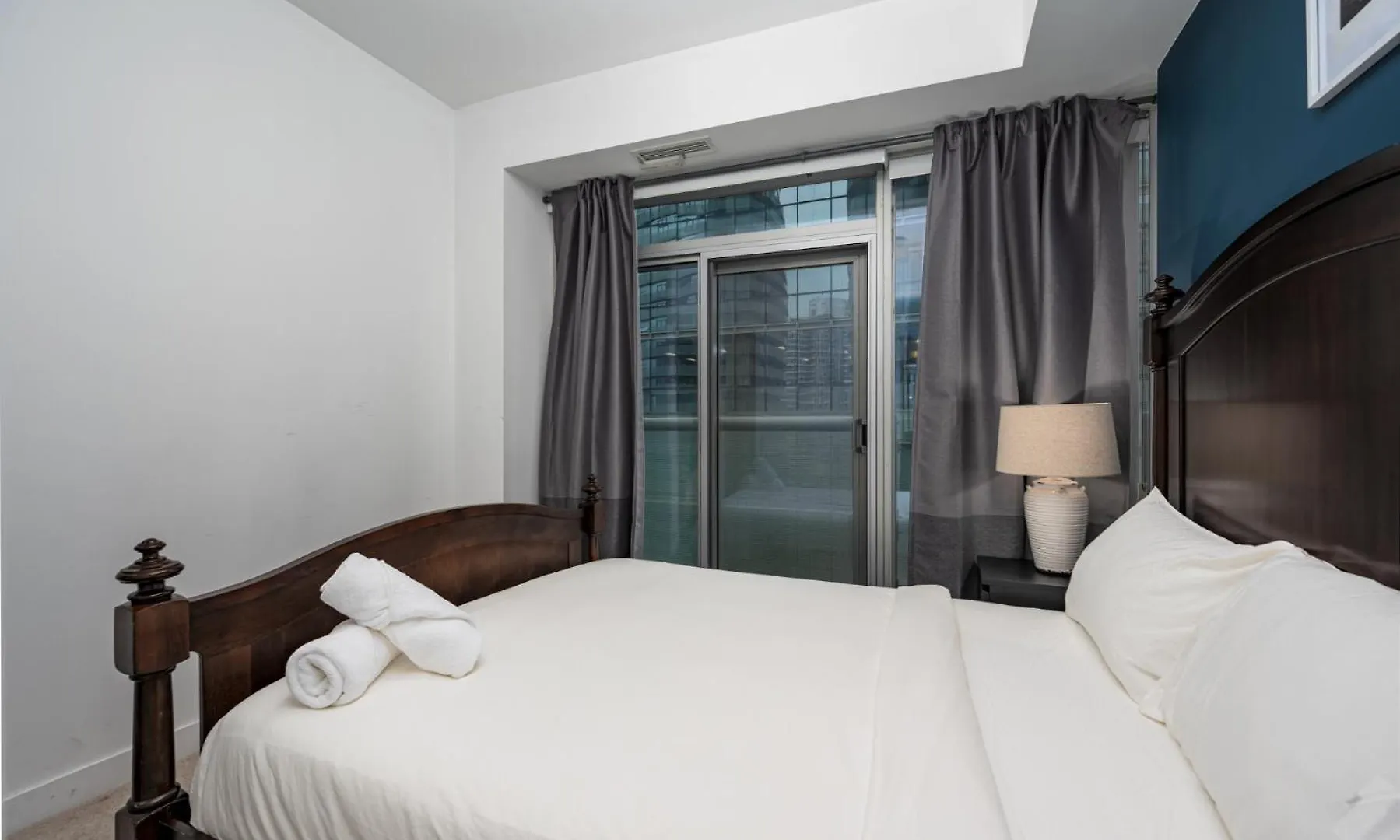 Downtown Suites 1 Toronto
