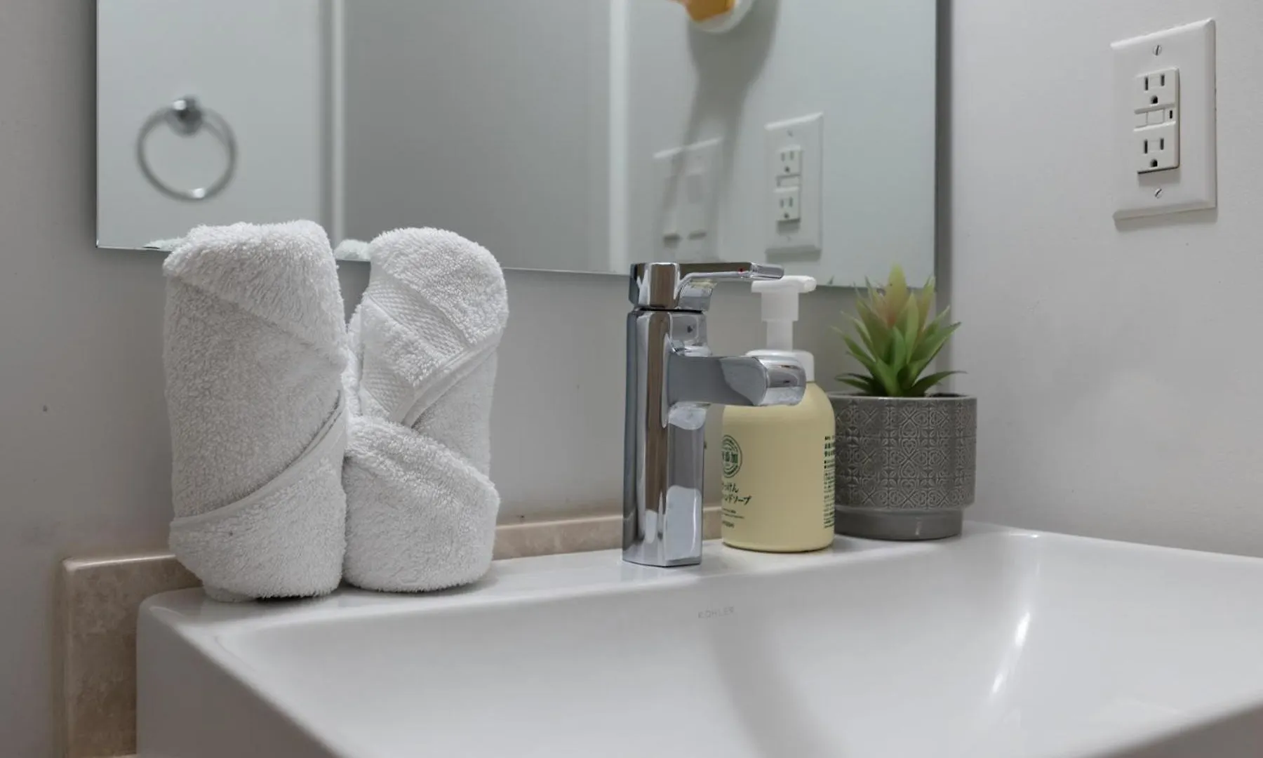 Downtown Suites 1 Торонто