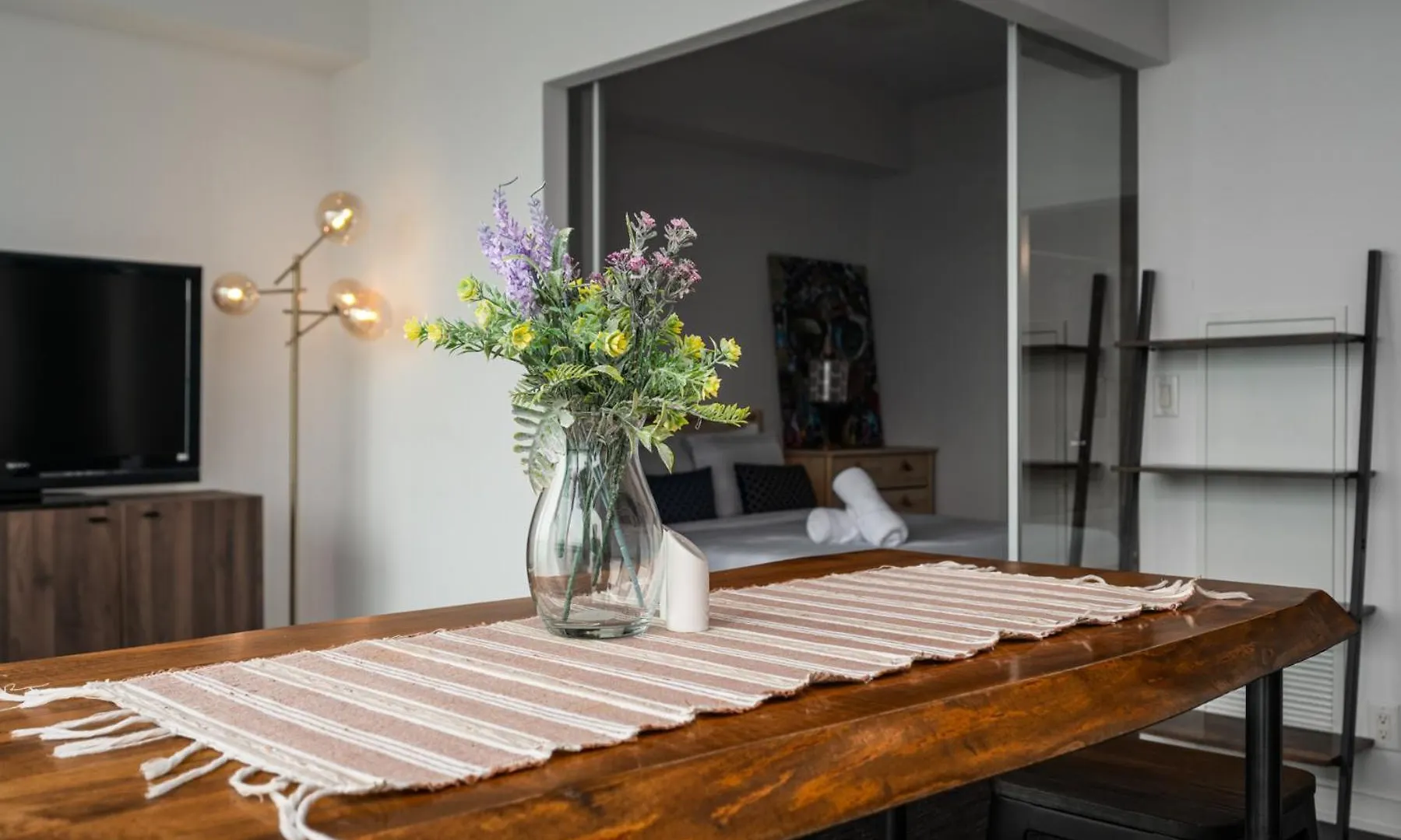Downtown Suites 1 Торонто