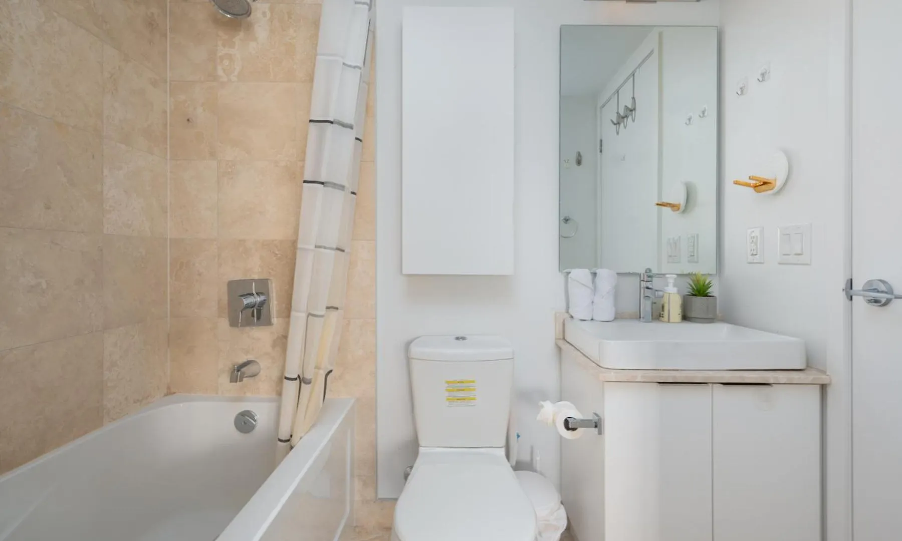 Апартаменты Downtown Suites 1 Торонто Канада