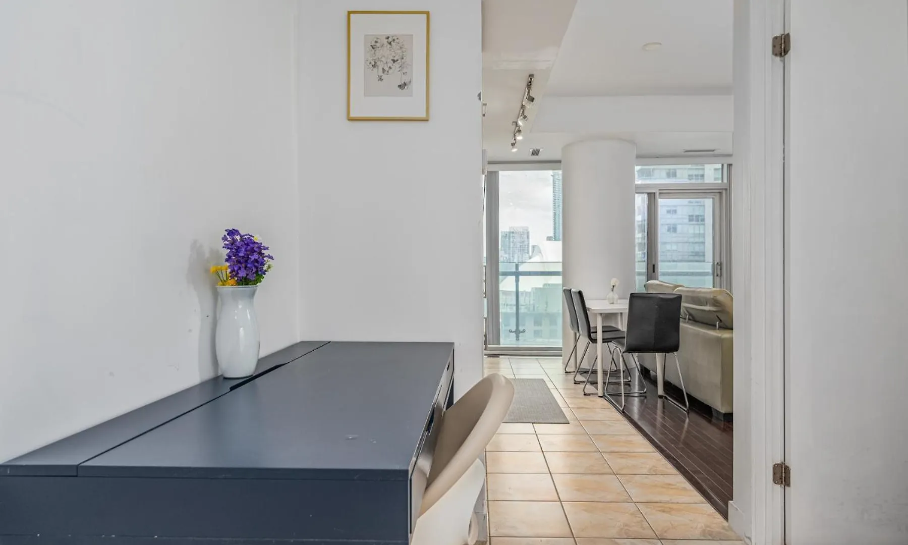 Downtown Suites 1 Торонто Канада